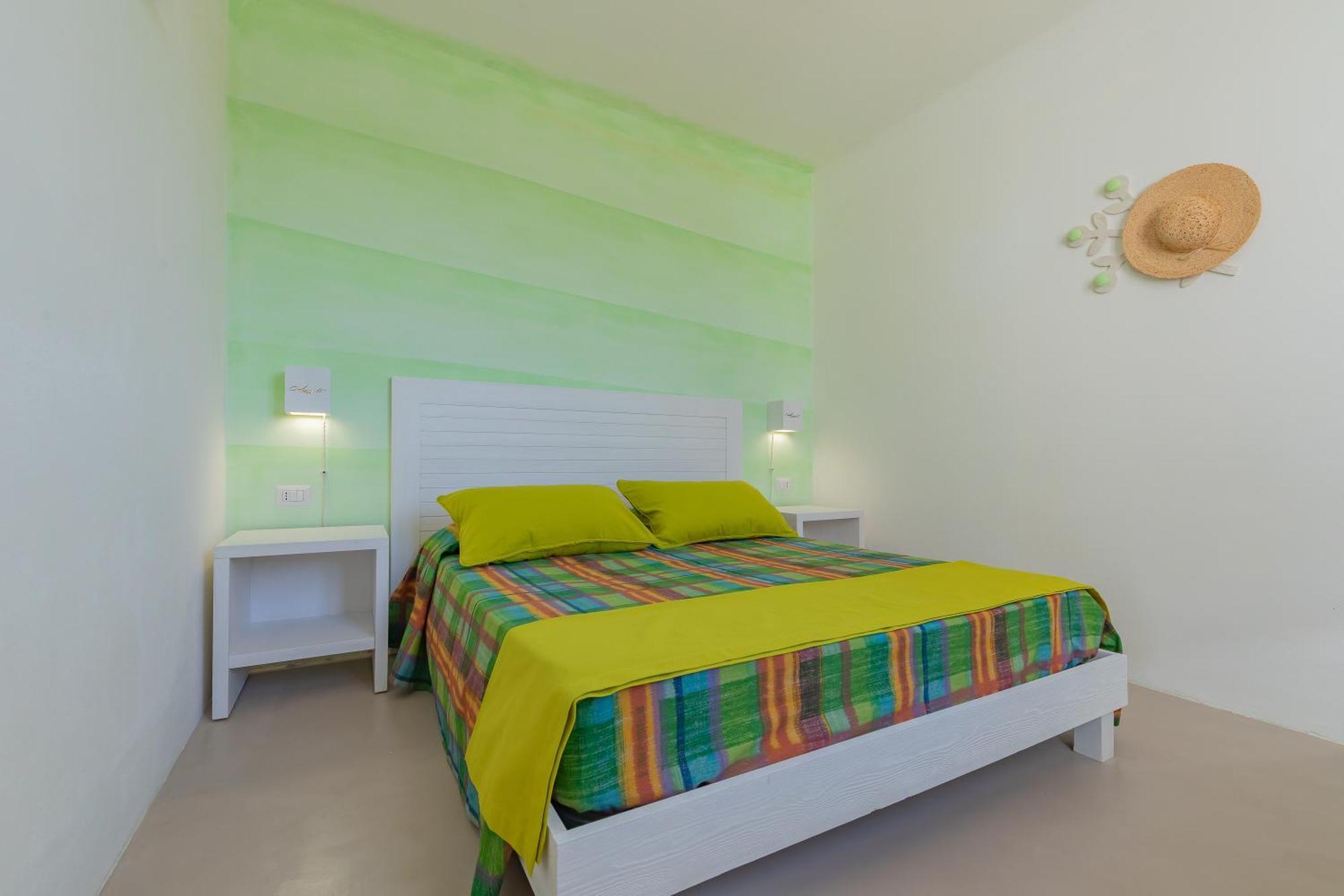 Cava Li Santi Apartahotel